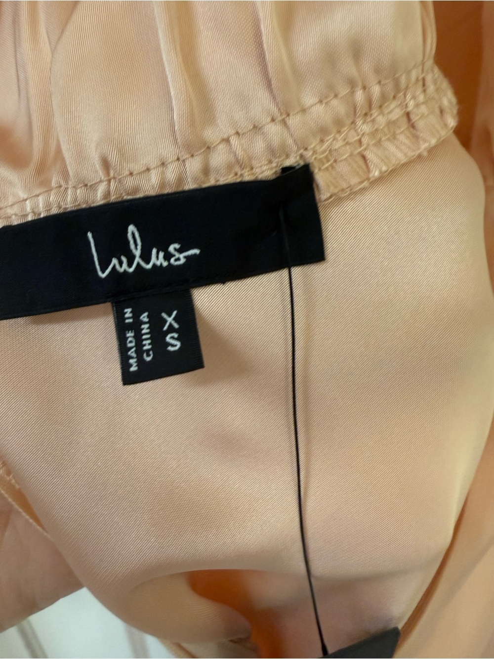 Lulus Satin Peach Maxi Dress High Neck Sleeveless Size XS NWT - Picture 6 of 10